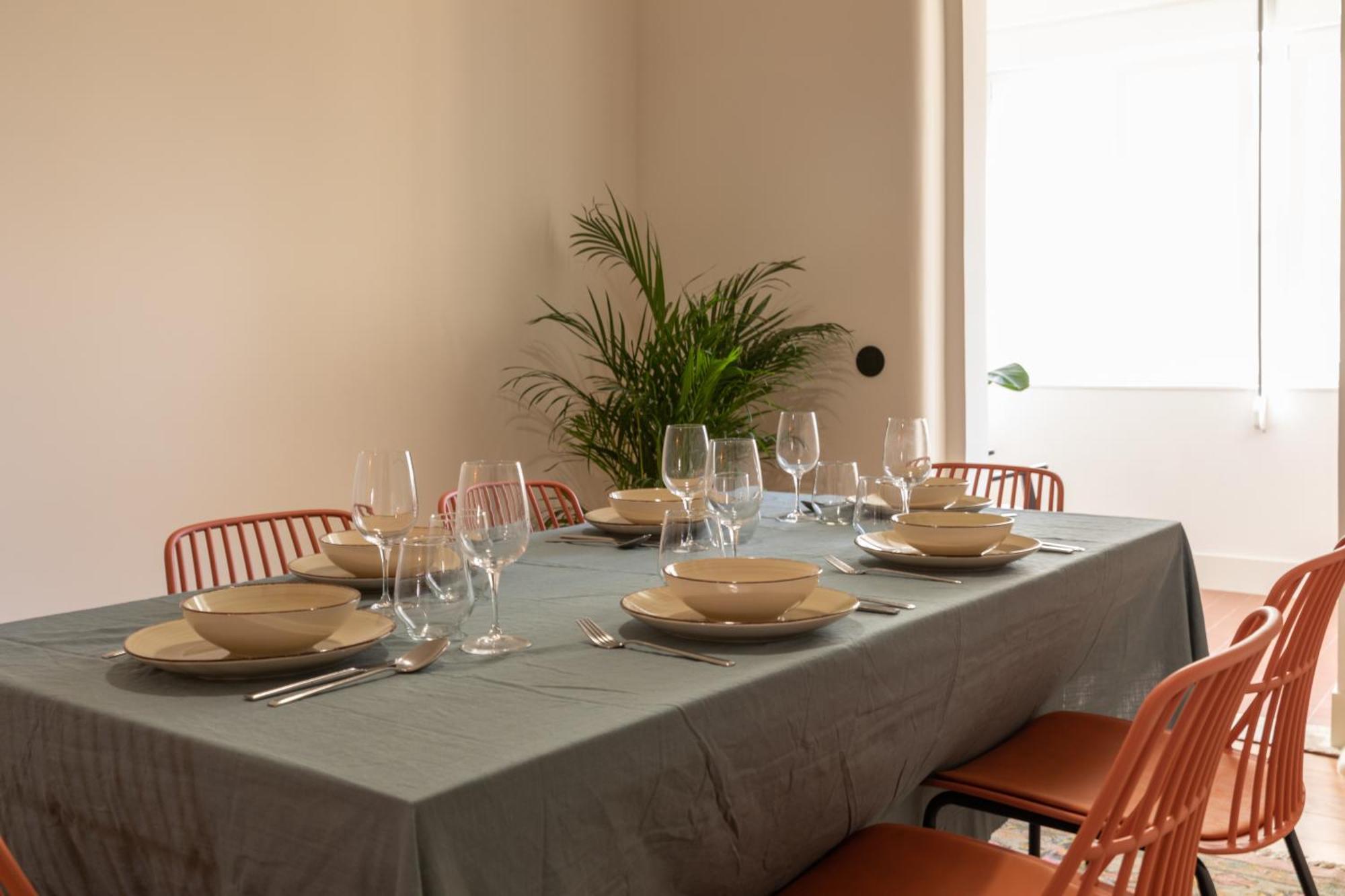 Alvalade 58 - Charming 2 Bedroom Apartment With Ac Near The Airport And City Center Lisbon Exterior photo
