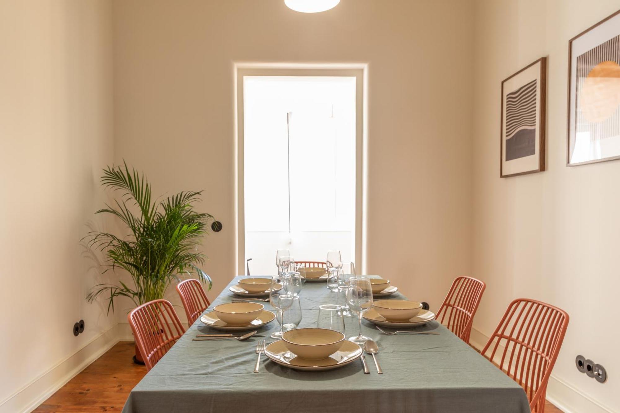 Alvalade 58 - Charming 2 Bedroom Apartment With Ac Near The Airport And City Center Lisbon Exterior photo